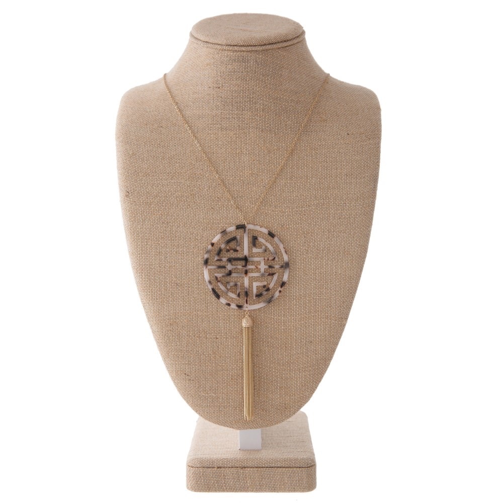 Gold Tone Necklace